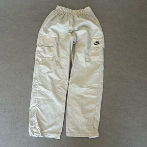 Nike nylon parachute pants